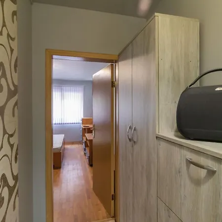 Апартамент Nadia's Breeze - Spacious 1br Near The Варна